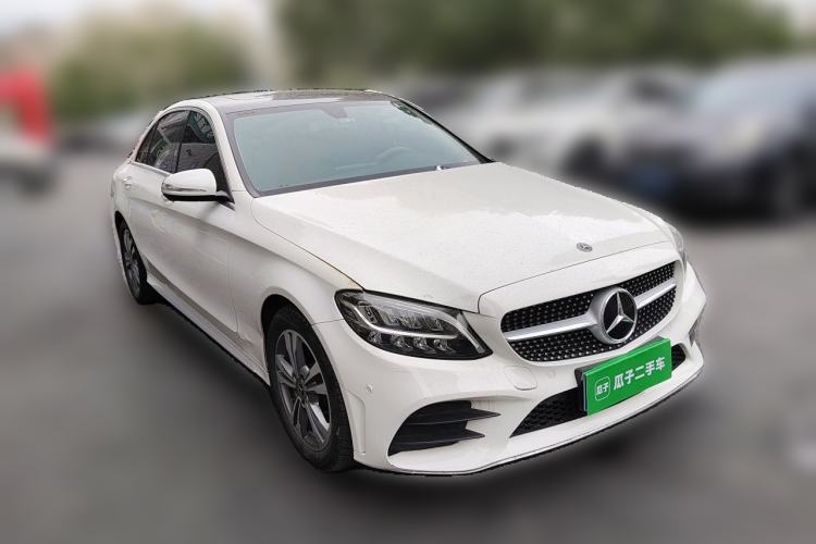 Used Mercedes-Benz C-Class 2019 C 180 L Fashion Edition Sport Version Front Right 45 Deg