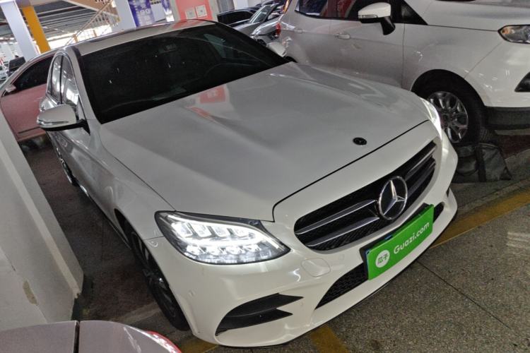 Used Mercedes-Benz C-Class 2019 C 260 Sport Edition Front Right 45 Deg