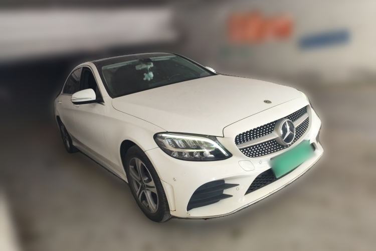 Used Mercedes-Benz C-Class 2019 Restyled C 260 L Sport Edition Front Right 45 Deg
