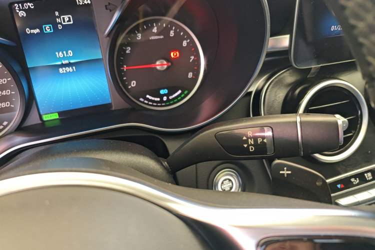 Used Mercedes-Benz C-Class 2019 C 260 L Sport Edition Gear Lever