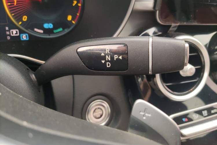 Used Mercedes-Benz C-Class 2019 C 260 Sport Edition Gear Lever