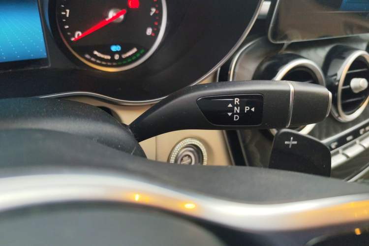 Used Mercedes-Benz C-Class 2019 C 260 L Sport Edition Gear Lever