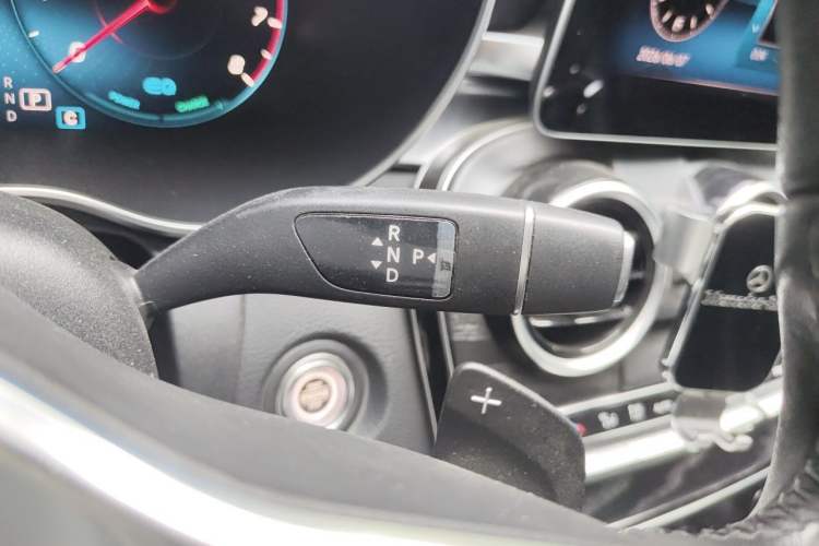 Used Mercedes-Benz C-Class 2019 C 260 L Sport Edition Gear Lever