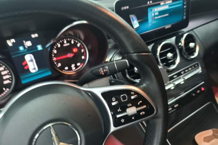 Used Mercedes-Benz C-Class 2019 C 180 L Fashion Edition Sport Version Gear Lever