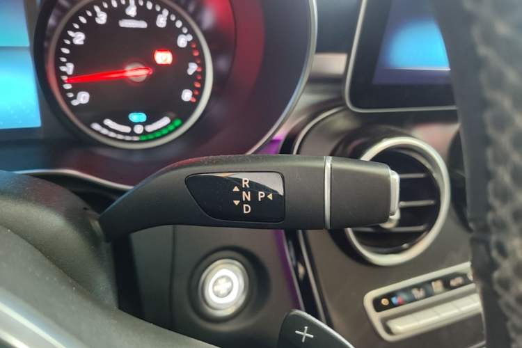 Used Mercedes-Benz C-Class 2019 C 260 L Sport Edition Gear Lever
