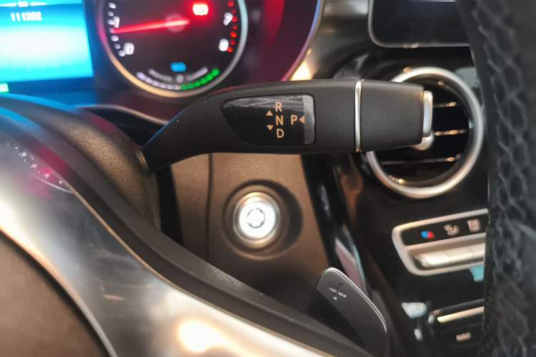 Used Mercedes-Benz C-Class 2019 C 260 Sport Edition Gear Lever