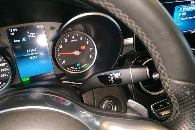Used Mercedes-Benz C-Class 2019 C 260 Sport Edition Gear Lever