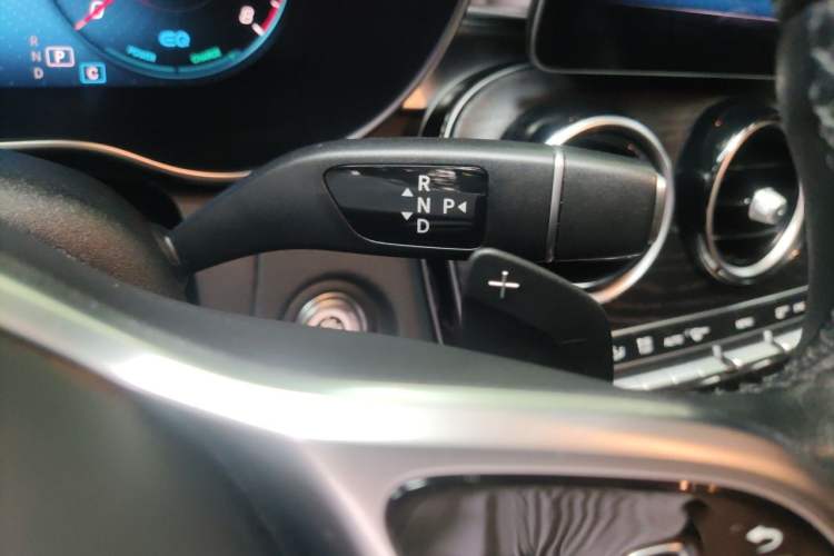 Used Mercedes-Benz C-Class 2019 C 260 L Sport Edition Gear Lever