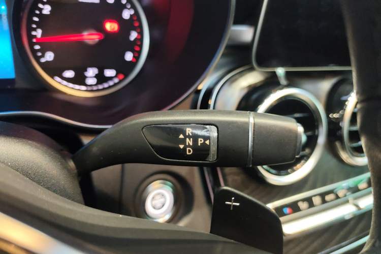 Used Mercedes-Benz C-Class 2019 C 180 L Fashion Edition Sport Version Gear Lever