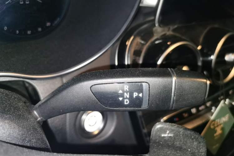 Used Mercedes-Benz C-Class 2019 Restyled C 260 L Sport Edition Gear Lever
