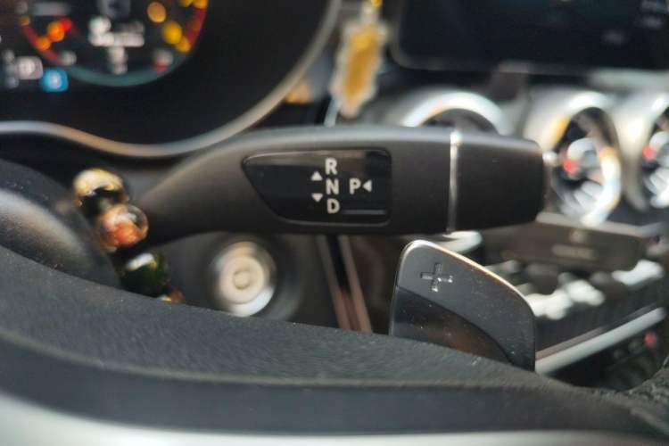 Used Mercedes-Benz C-Class 2019 C 260 Coupe Gear Lever