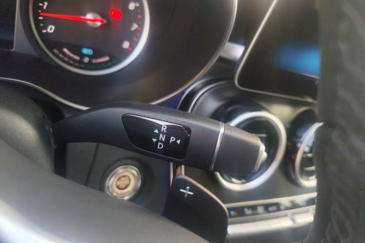 Used Mercedes-Benz C-Class 2019 C 260 L Sport Edition Gear Lever