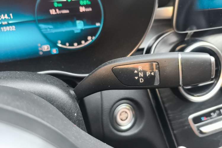 Used Mercedes-Benz C-Class 2019 Restyled C 260 L Sport Edition Gear Lever