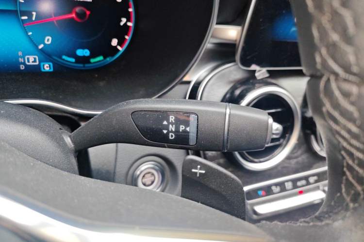 Used Mercedes-Benz C-Class 2019 Restyled C 260 L Sport Edition Gear Lever