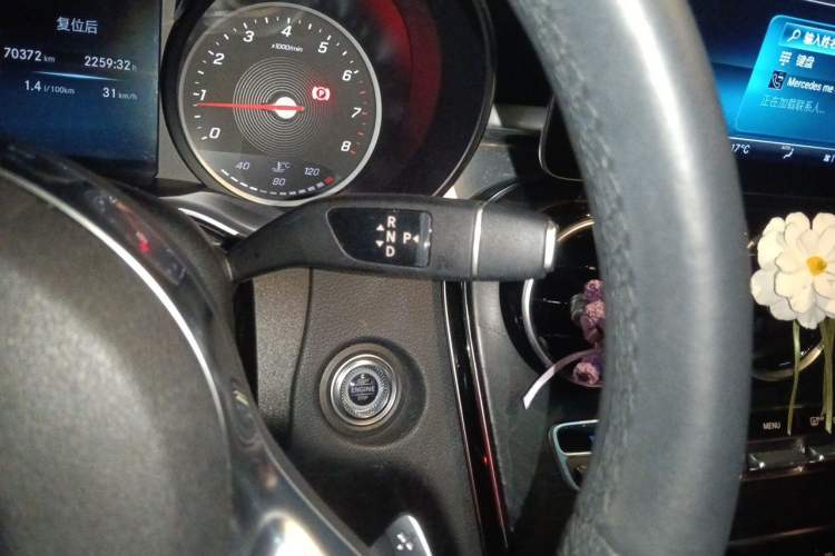 Used Mercedes-Benz C-Class 2019 C 180 L Fashion Edition Sport Version Gear Lever