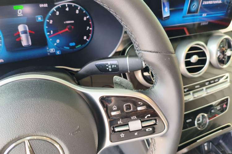 Used Mercedes-Benz C-Class 2019 C 260 Estate Gear Lever