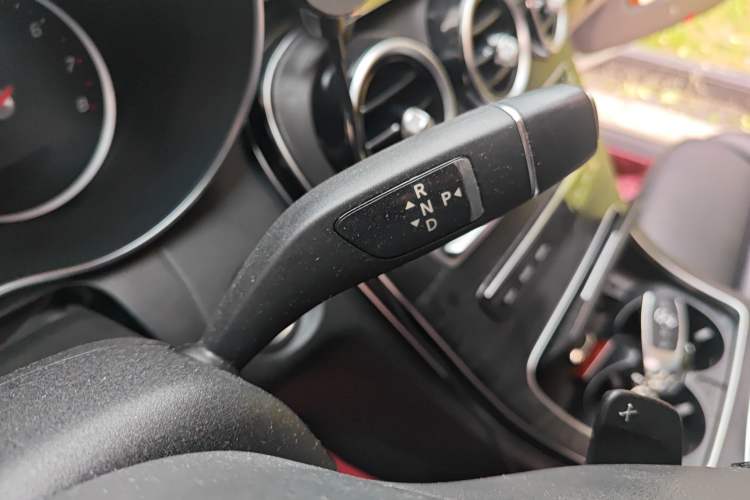 Used Mercedes-Benz C-Class 2019 C 260 L Sport Edition Gear Lever