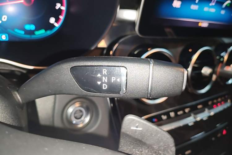 Used Mercedes-Benz C-Class 2019 C 260 L Sport Edition Gear Lever