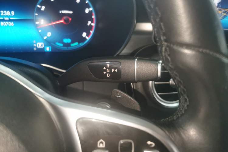 Used Mercedes-Benz C-Class 2019 C 260 Estate Gear Lever