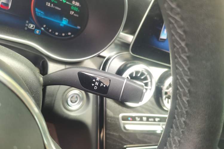 Used Mercedes-Benz C-Class 2019 C 260 L Sport Edition Gear Lever
