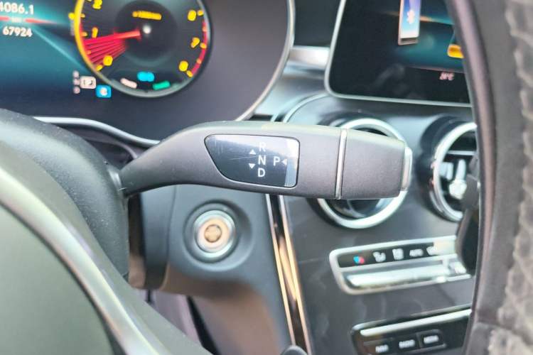 Used Mercedes-Benz C-Class 2019 C 260 L Sport Edition Gear Lever