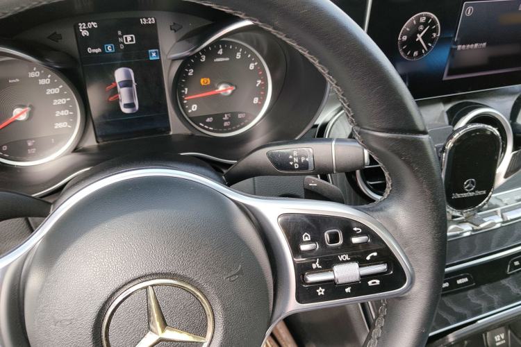 Used Mercedes-Benz C-Class 2019 C 180 L Fashion Edition Sport Version Gear Lever