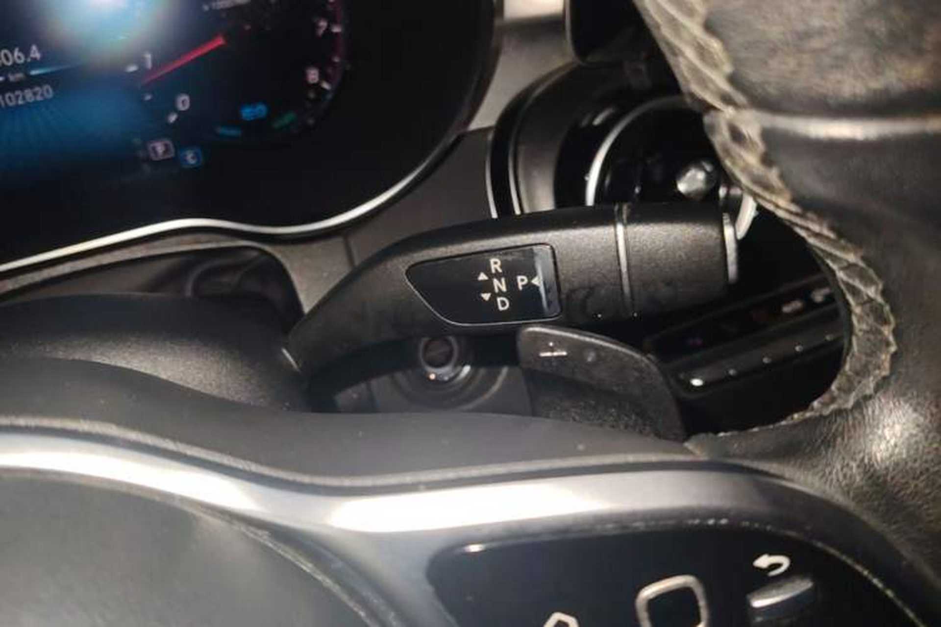 Used Mercedes-Benz C-Class 2019 C 260 L Sport Edition Gear Lever