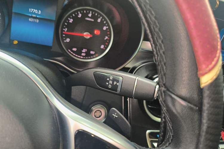 Used Mercedes-Benz C-Class 2019 C 180 L Fashion Edition Sport Version Gear Lever