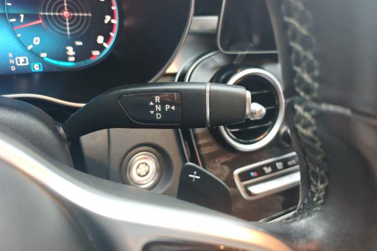 Used Mercedes-Benz C-Class 2019 Restyled C 260 L Sport Edition Gear Lever