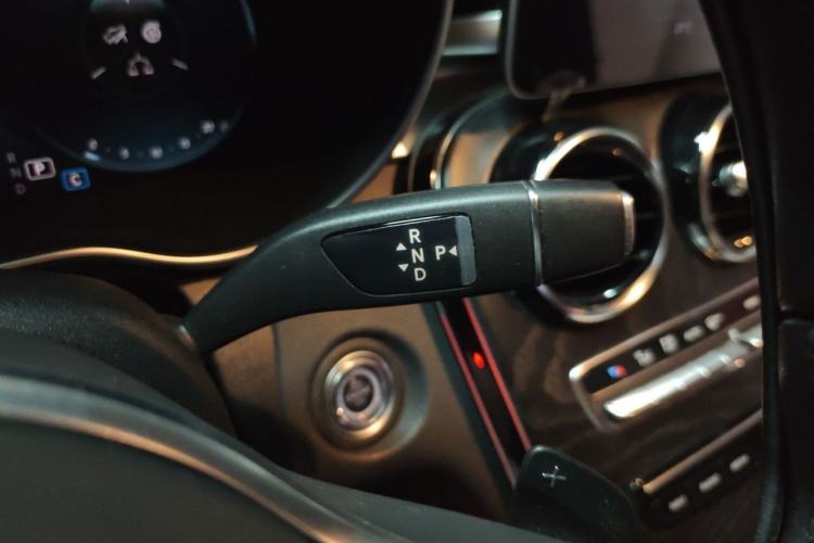 Used Mercedes-Benz C-Class 2019 Restyled C 260 L Sport Edition Gear Lever