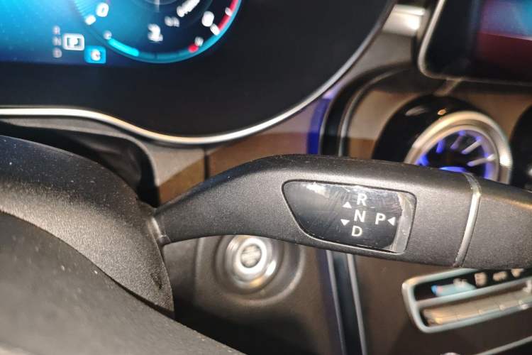 Used Mercedes-Benz C-Class 2019 C 260 Sport Edition Gear Lever