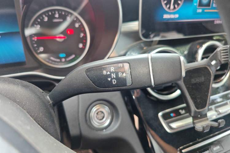 Used Mercedes-Benz C-Class 2019 C 260 Sport Edition Gear Lever