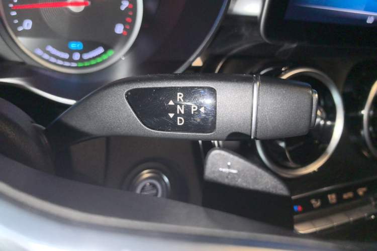 Used Mercedes-Benz C-Class 2019 C 260 L Sport Edition Gear Lever