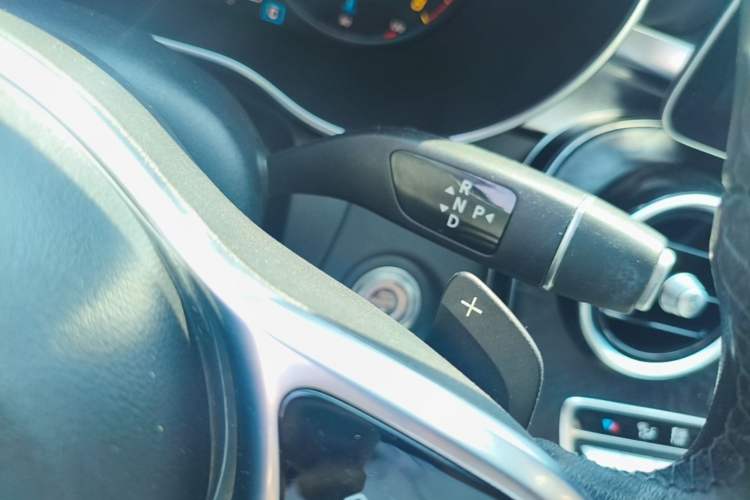 Used Mercedes-Benz C-Class 2019 C 180 L Fashion Edition Sport Version Gear Lever