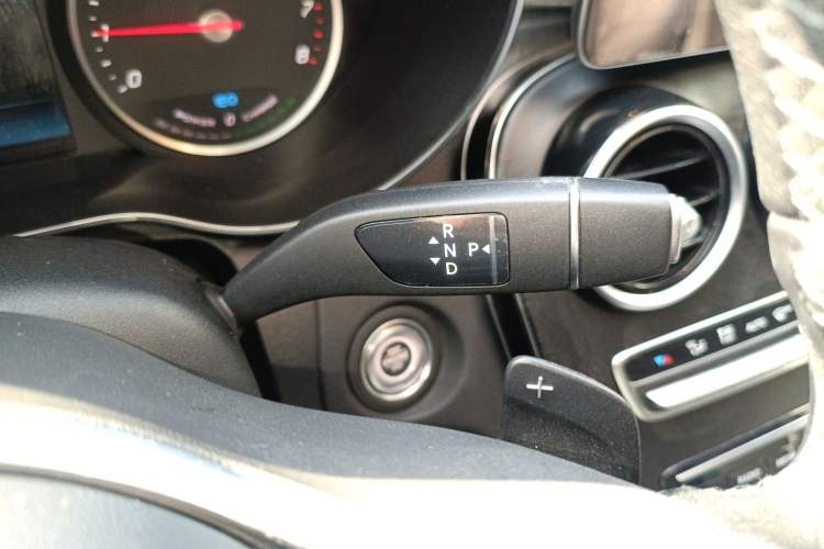 Used Mercedes-Benz C-Class 2019 C 260 L Sport Edition Gear Lever