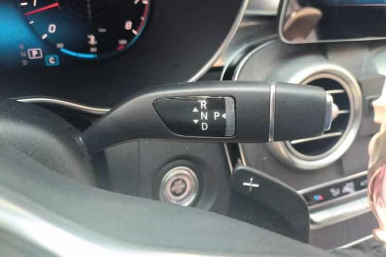 Used Mercedes-Benz C-Class 2019 Updated C 260 L Gear Lever