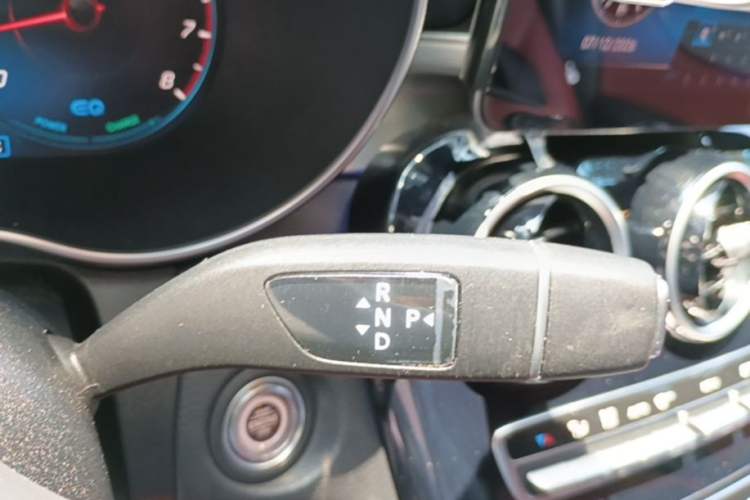 Used Mercedes-Benz C-Class 2019 C 260 Sport Edition Gear Lever