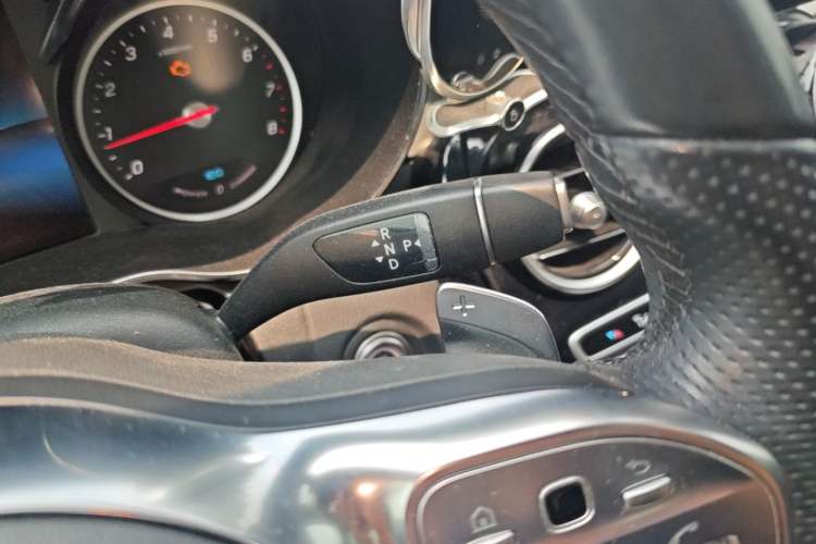 Used Mercedes-Benz C-Class 2019 C 260 Sport Edition Gear Lever