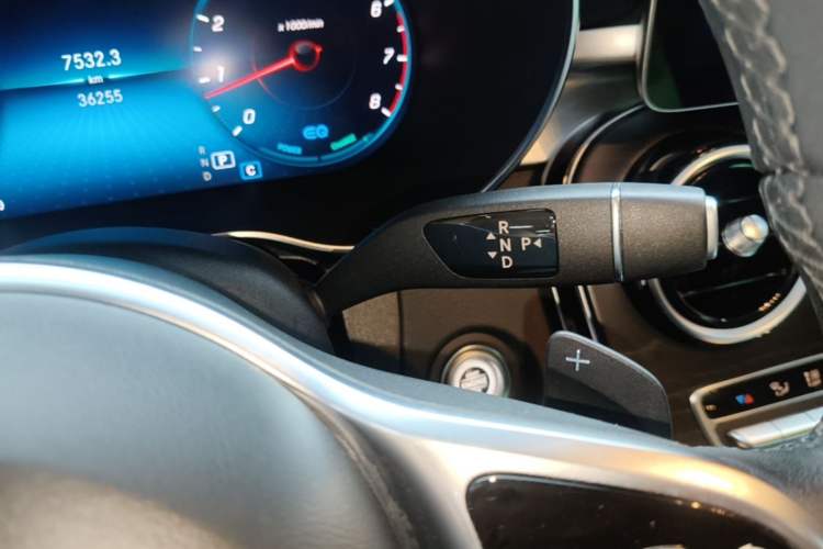 Used Mercedes-Benz C-Class 2019 Restyled C 260 L Sport Edition Gear Lever