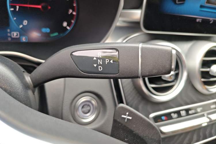 Used Mercedes-Benz C-Class 2019 C 260 Estate Gear Lever