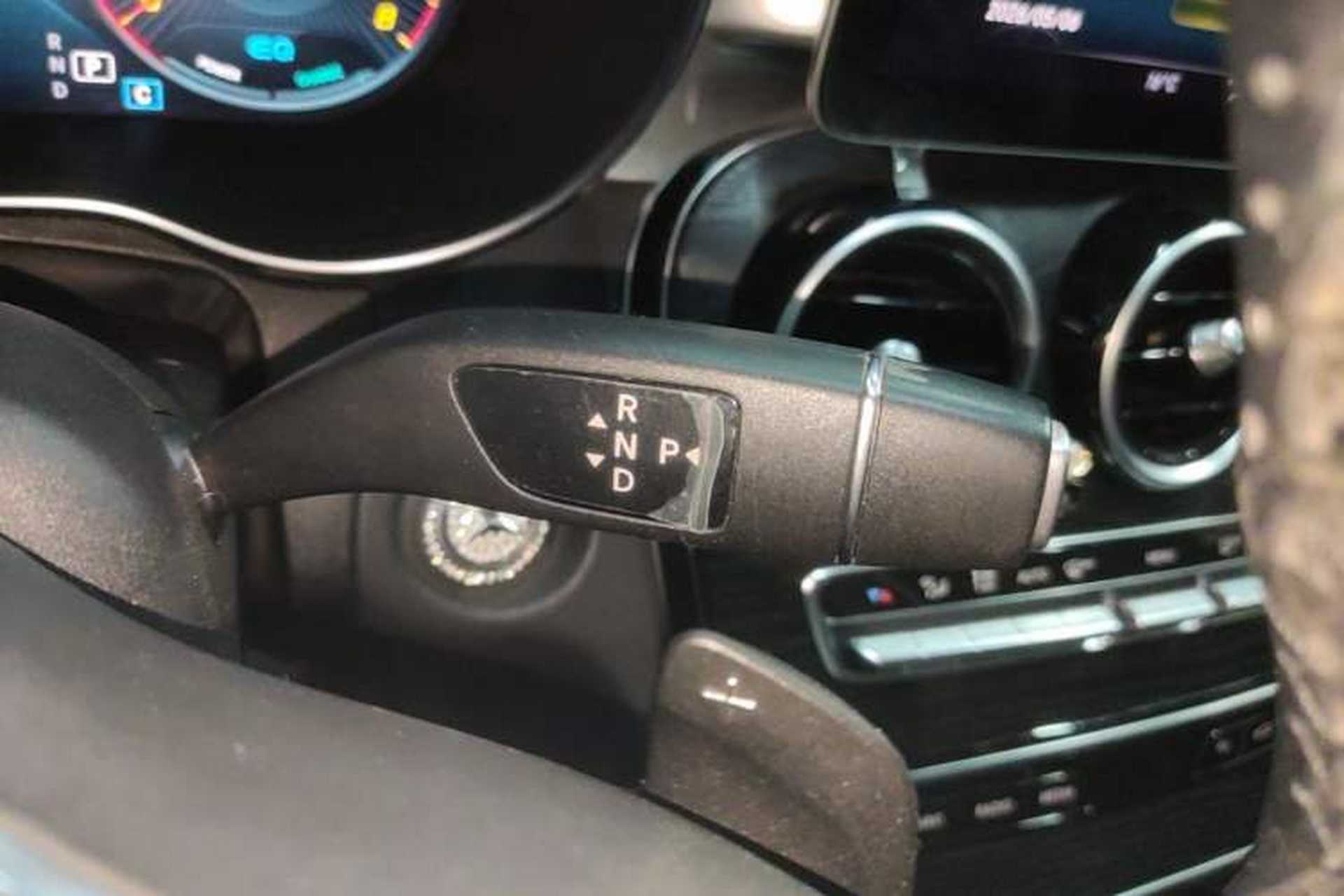 Used Mercedes-Benz C-Class 2019 Restyled C 260 L Sport Edition Gear Lever