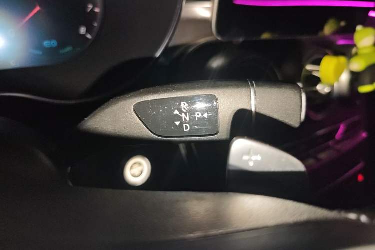 Used Mercedes-Benz C-Class 2019 C 260 Coupe Gear Lever