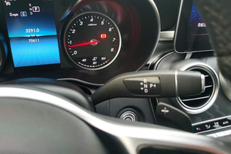 Used Mercedes-Benz C-Class 2019 C 180 Estate Gear Lever