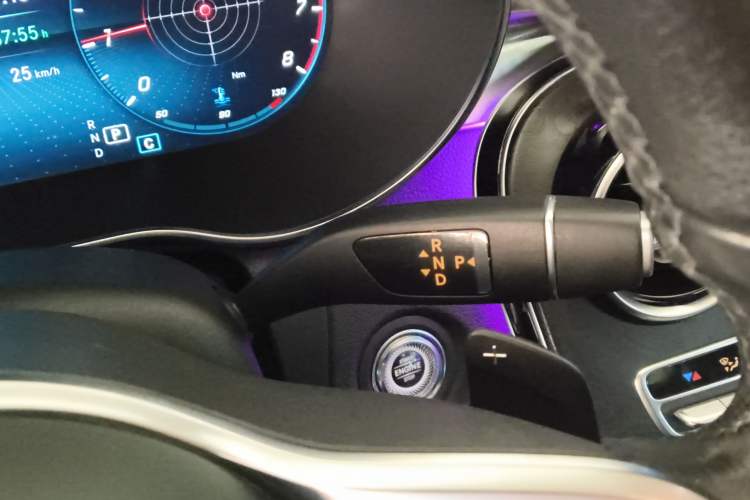 Used Mercedes-Benz C-Class 2019 Restyled C 260 L Sport Edition Gear Lever
