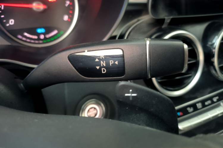 Used Mercedes-Benz C-Class 2019 C 260 L Sport Edition Gear Lever