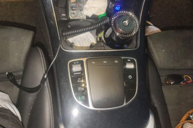 Used Mercedes-Benz C-Class 2019 C 260 Sport Edition Gear Lever