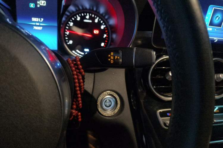 Used Mercedes-Benz C-Class 2019 C 260 Sport Edition Gear Lever