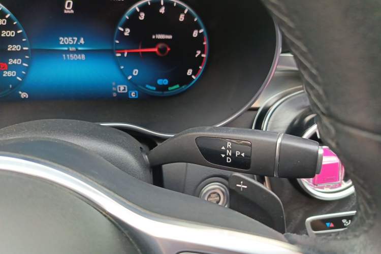Used Mercedes-Benz C-Class 2019 Restyled C 260 L Sport Edition Gear Lever