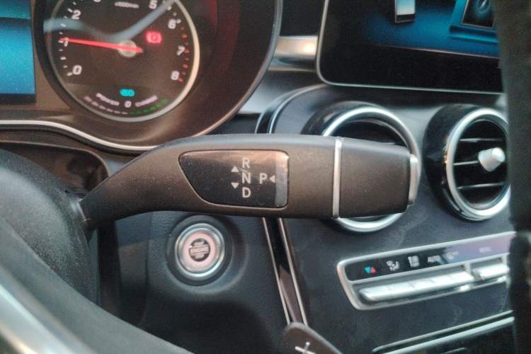 Used Mercedes-Benz C-Class 2019 C 260 L Sport Edition Gear Lever
