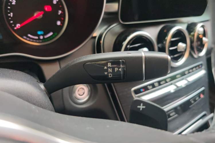 Used Mercedes-Benz C-Class 2019 C 260 L Sport Edition Gear Lever